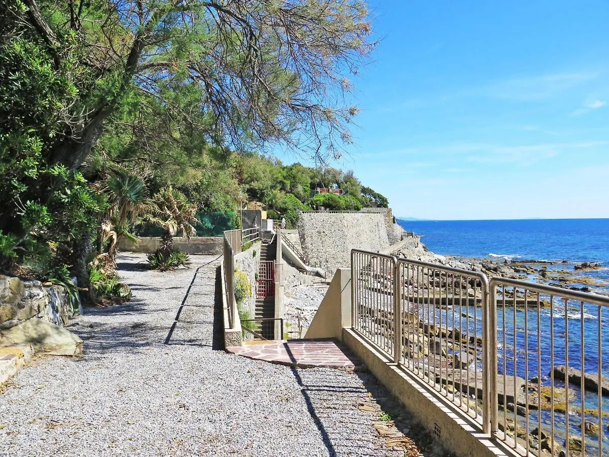 Locazione Turistica Tamerici Quercianella Villa