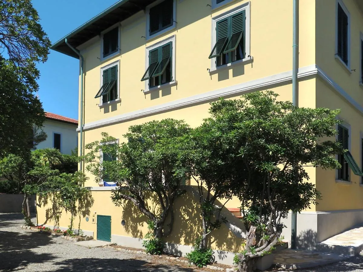 Locazione Turistica Tamerici Quercianella 0*,  Italia