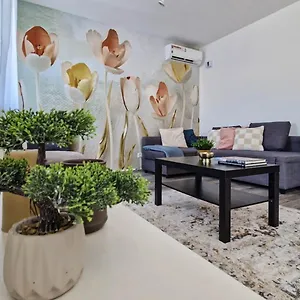 Amphora Luxury With Free Private Parking And Cozy Balcony Appartamento Budapest